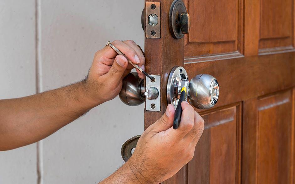 artisan serrurier ouverture Nemours